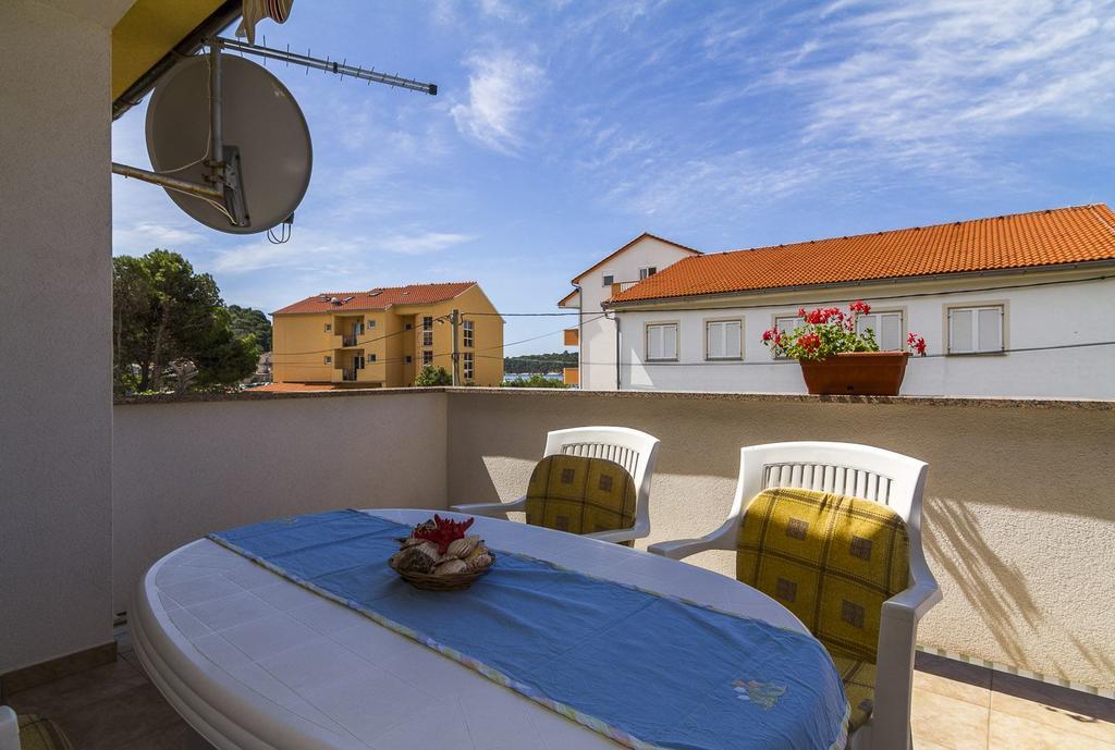 Apartments Ivica Palit Εξωτερικό φωτογραφία