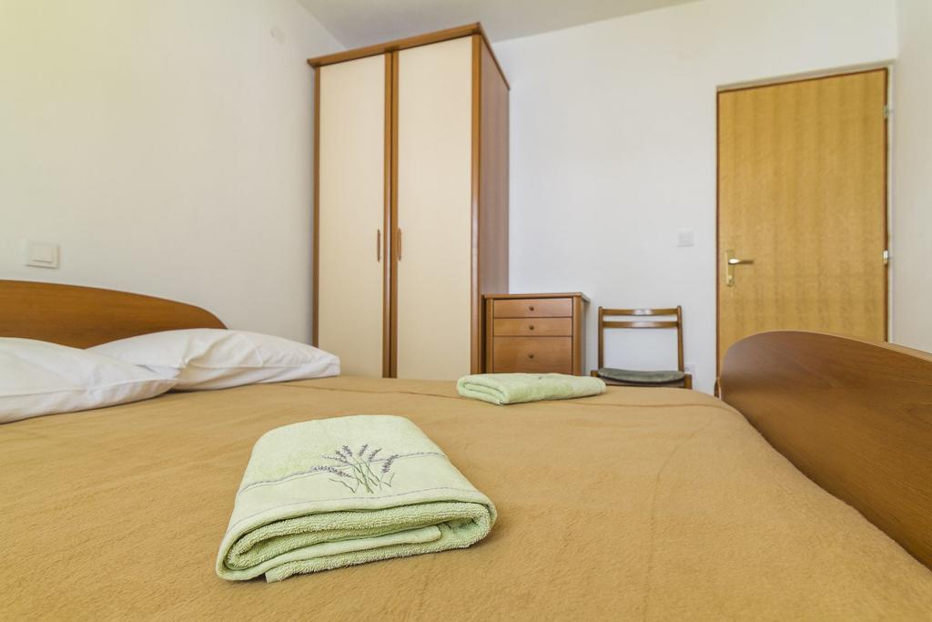 Apartments Ivica Palit Εξωτερικό φωτογραφία