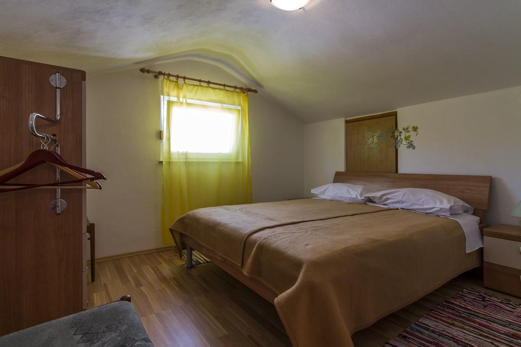 Apartments Ivica Palit Εξωτερικό φωτογραφία